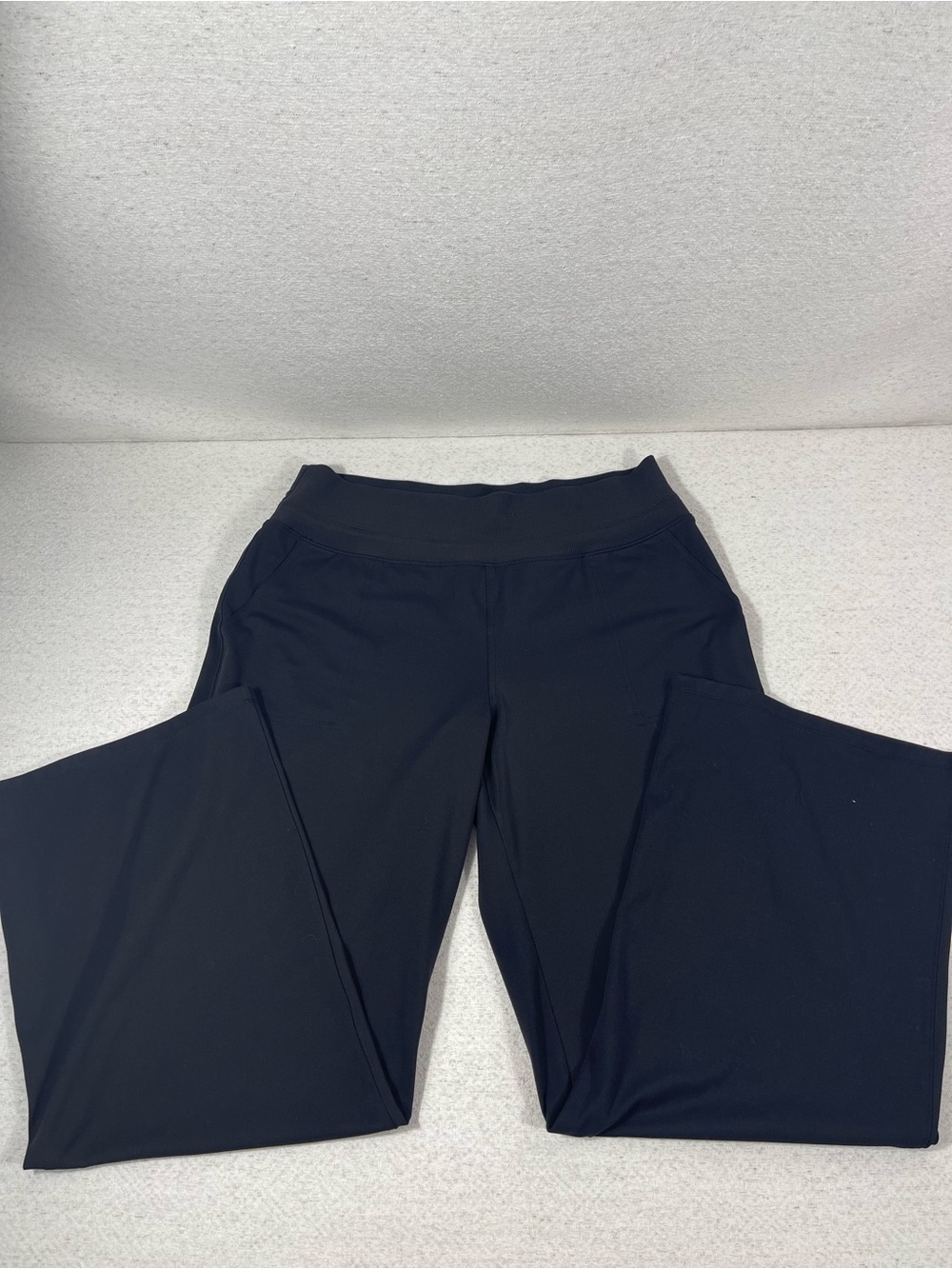 STYLUS Ladies Black Yogini Style Flare Leg Yoga Pants (Large) SKU#0457
